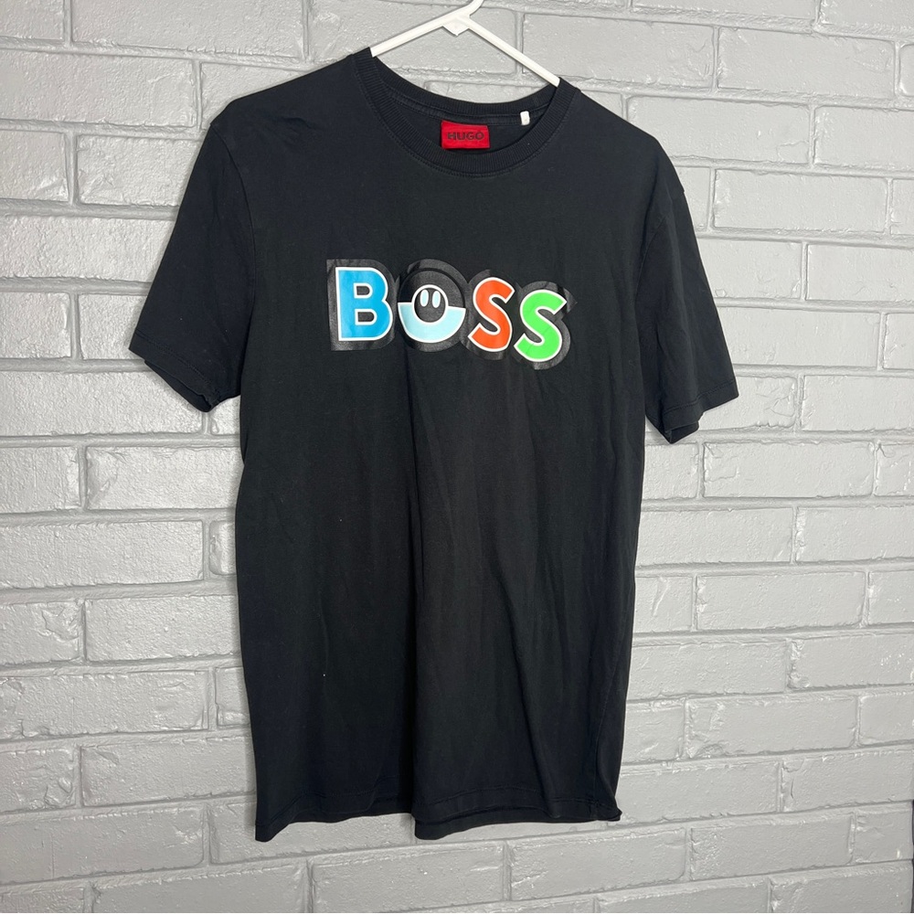 HUGO Black Short-Sleeve Tee with Multicolor BOSS Logo